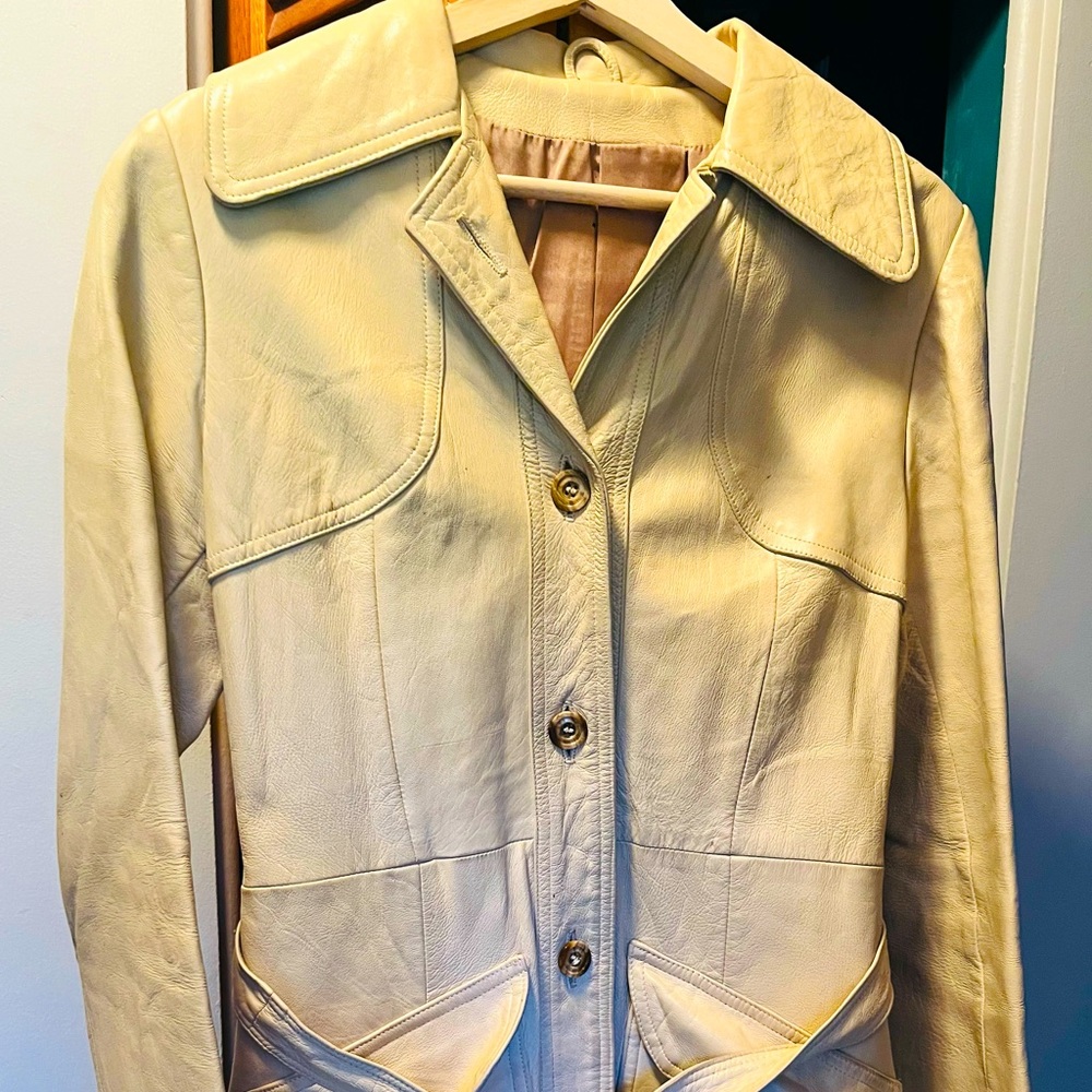 Vintage Women’s Leather Jacket